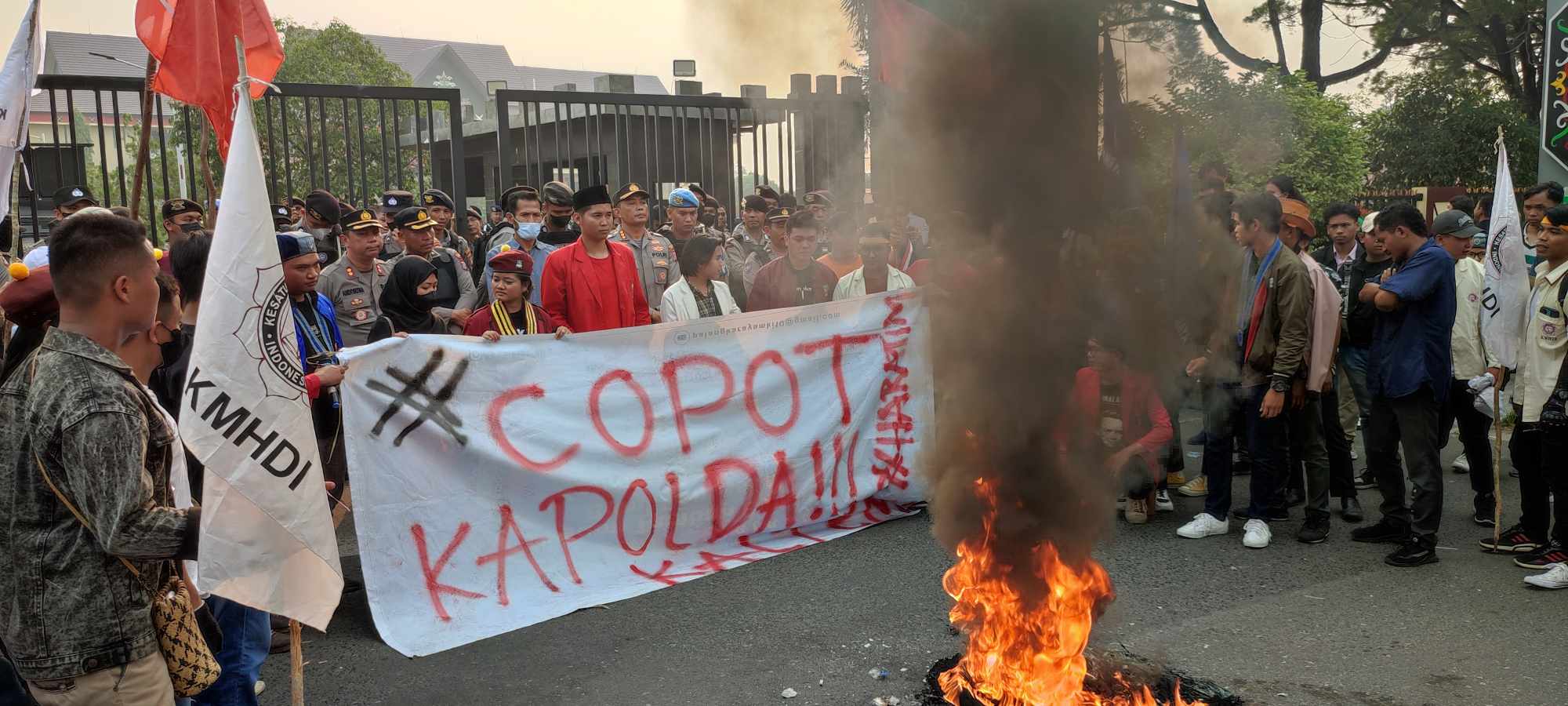 demo copot kapolda kalteng