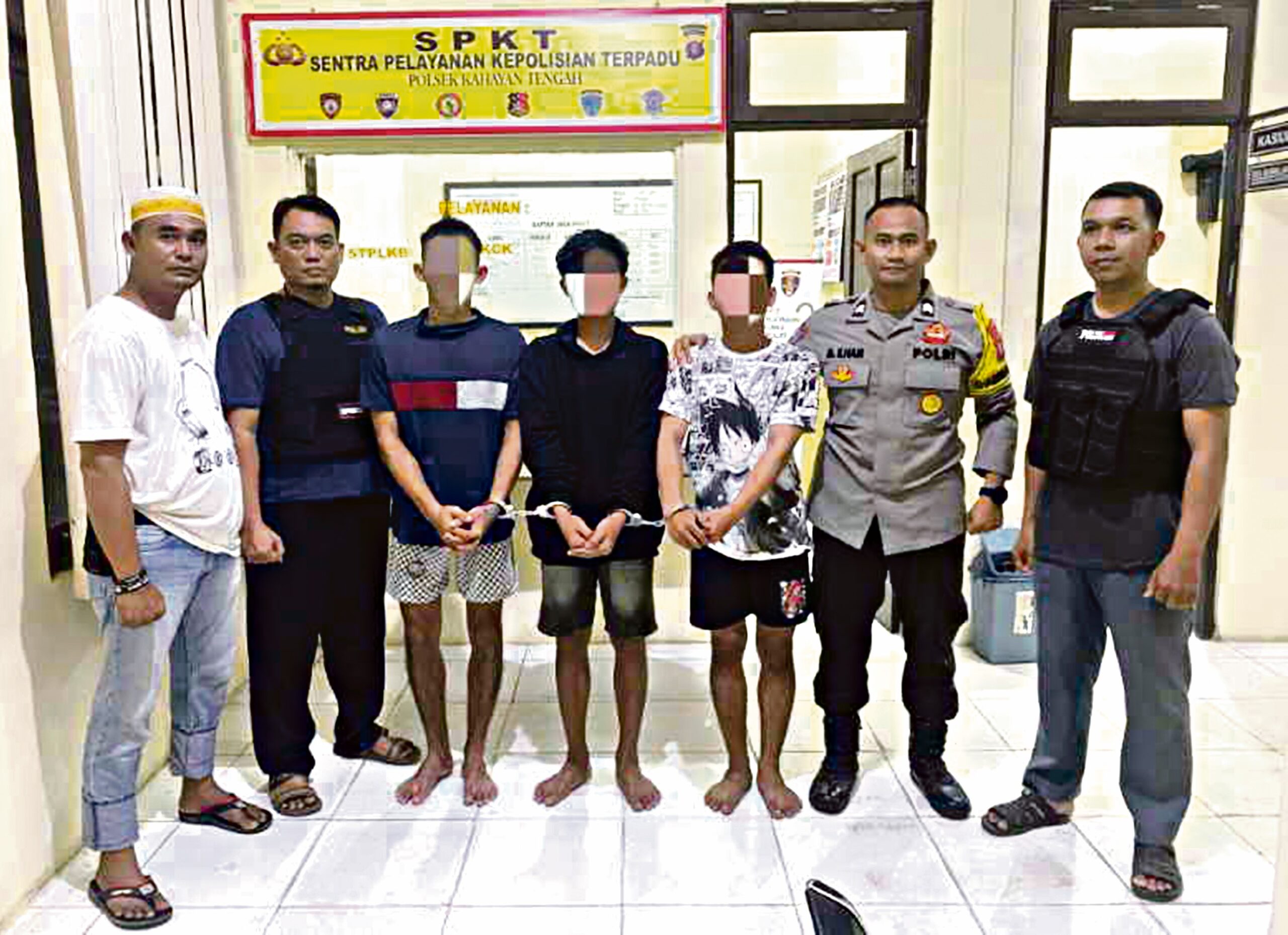 pencuri 1