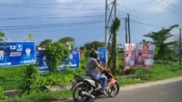 alat peraga kampanye