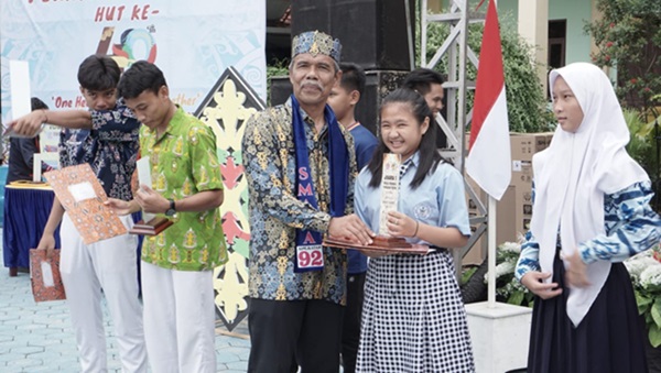 HUT SMA 2 Sampit