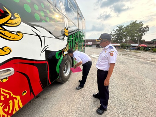 cek bus nataru