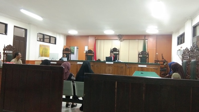 sidang pengutil