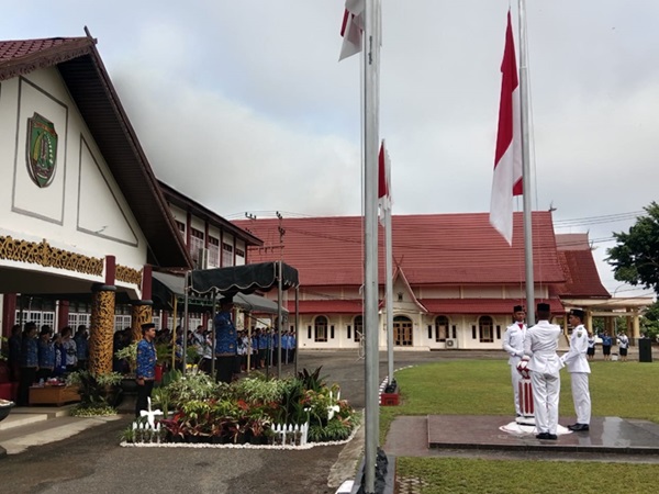 tamiang layang