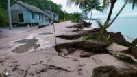 abrasi pantai keraya