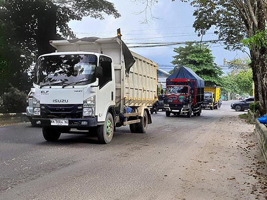 truk masuk kota