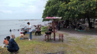 wisata pantai di kobar