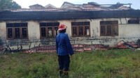 sekolah terbakar