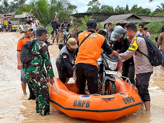 banjir sungai liku