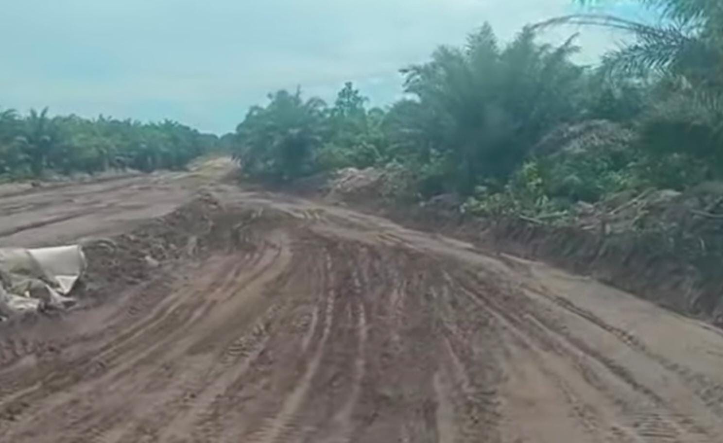 jalan rusak