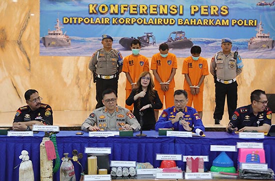 jkt 1 kasus penyelundupan benih lobster fed 1 fedrik tarigan jawa pos jawa pos
