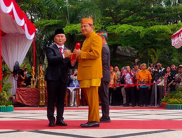 pj bupati budi santosa