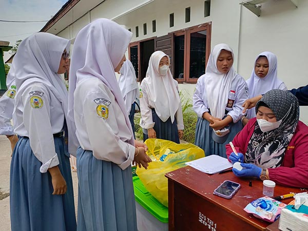 tes urine smkn 1 sampit