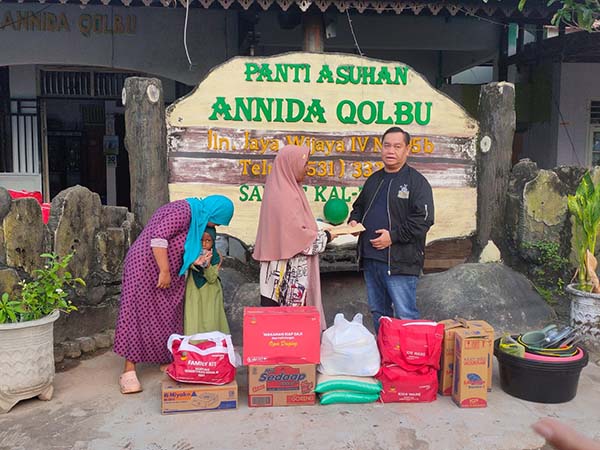 penyerahan bantuan