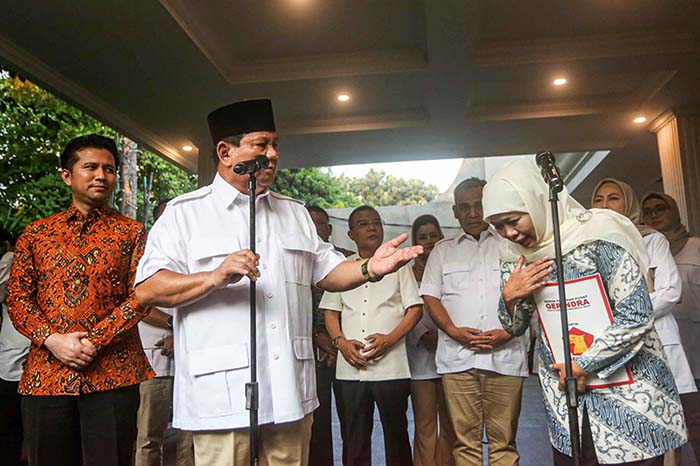 Khofifah Emil