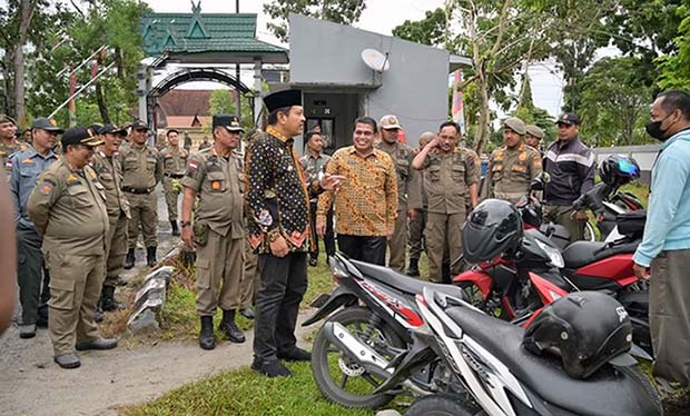 satpol pp kobar