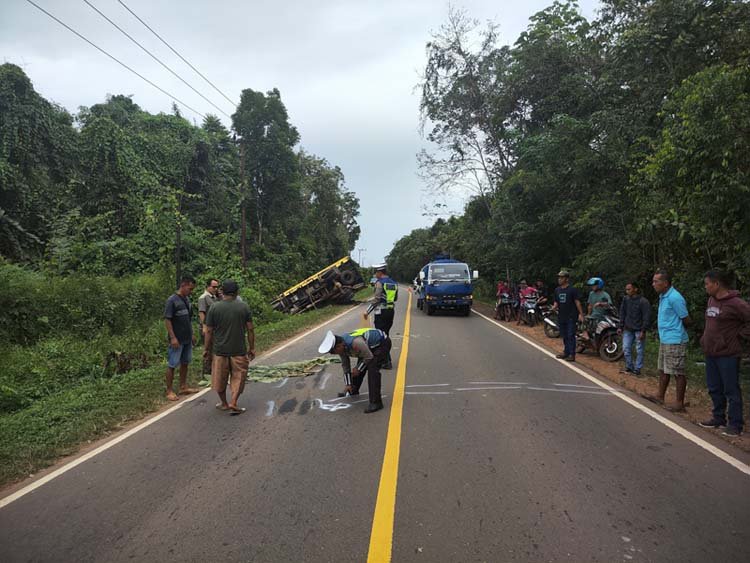 truk batu bara truk batu bara