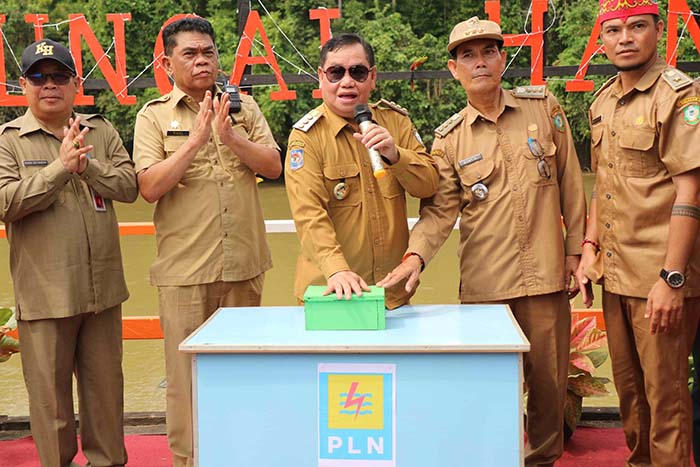 listrik masuk desa
