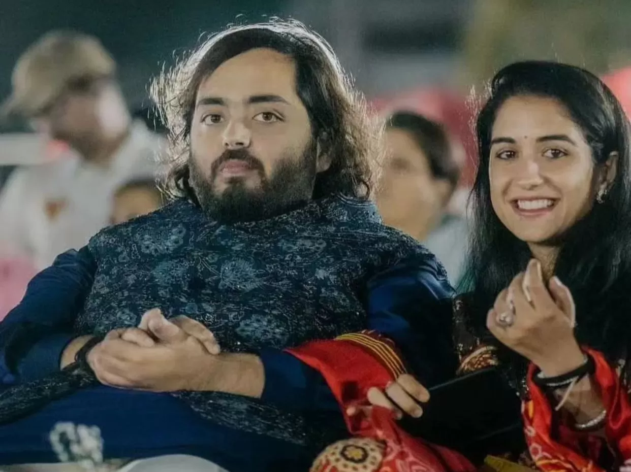 Anant Ambani dan Radhika Merchant Anant Ambani dan Radhika Merchant