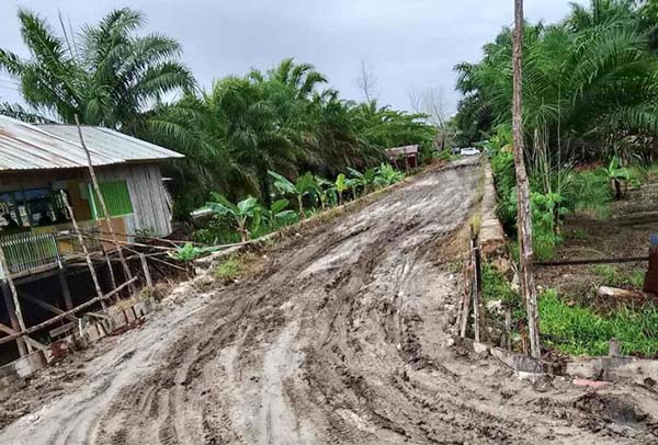 Jalan Rusak