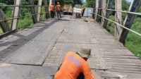 jembatan rusak