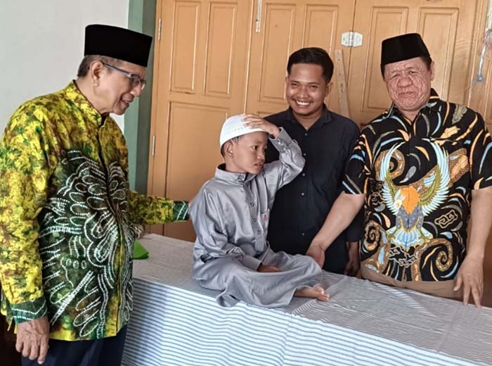 sunatan massal