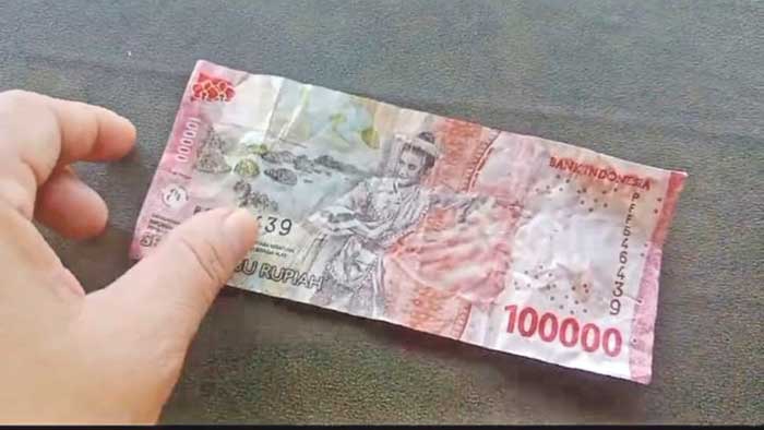 Uang Palsu