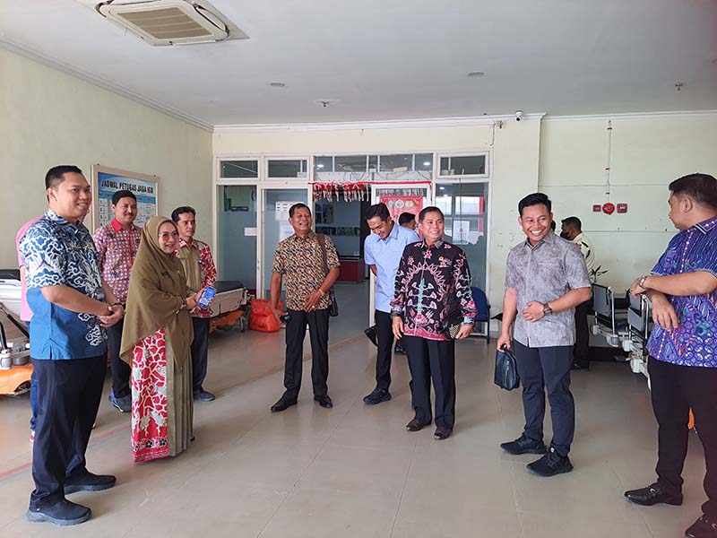 kunjungan dprd kalteng ke rsud murjani sampit