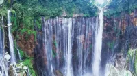 keindahan wisata air terjun tumpak sewu