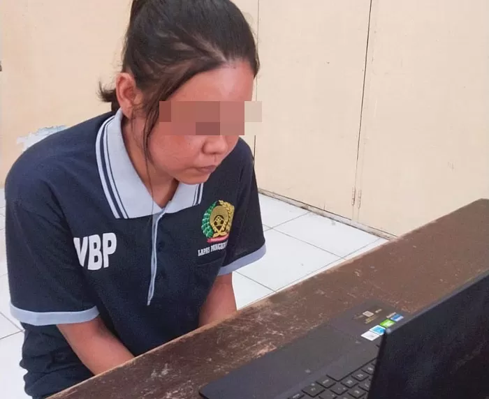sidang karyawan pembobol brangkas