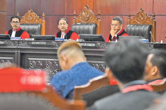 Sidang MK