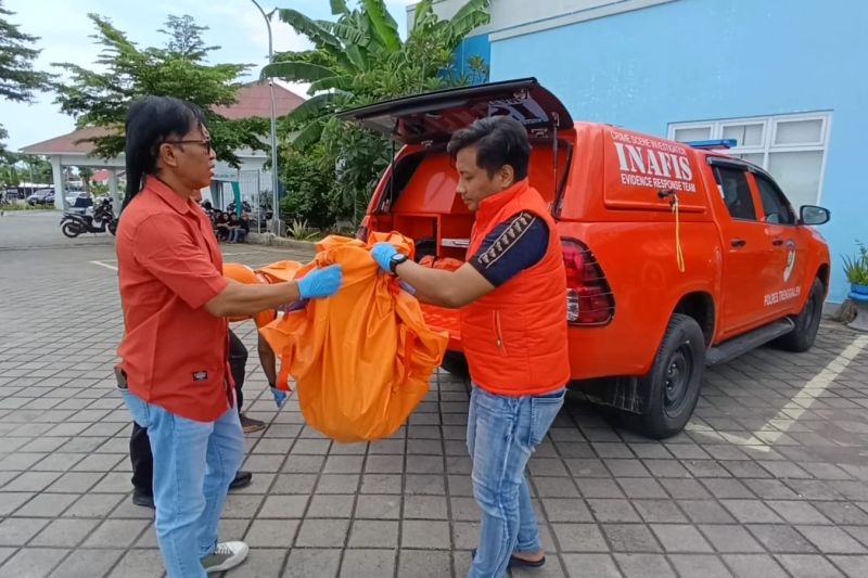 mutilasi mayat dalam koper