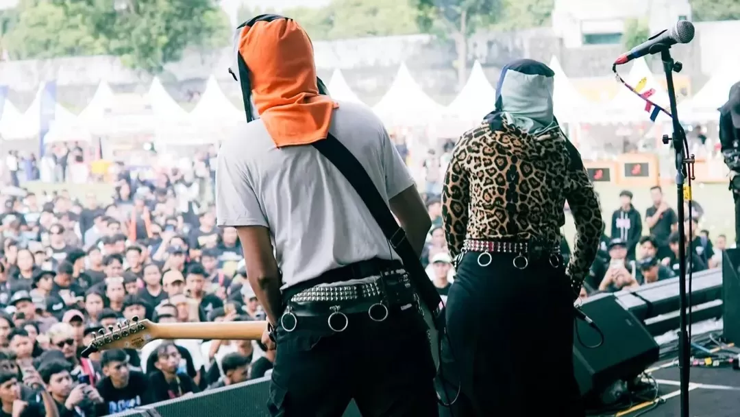 band sukatani