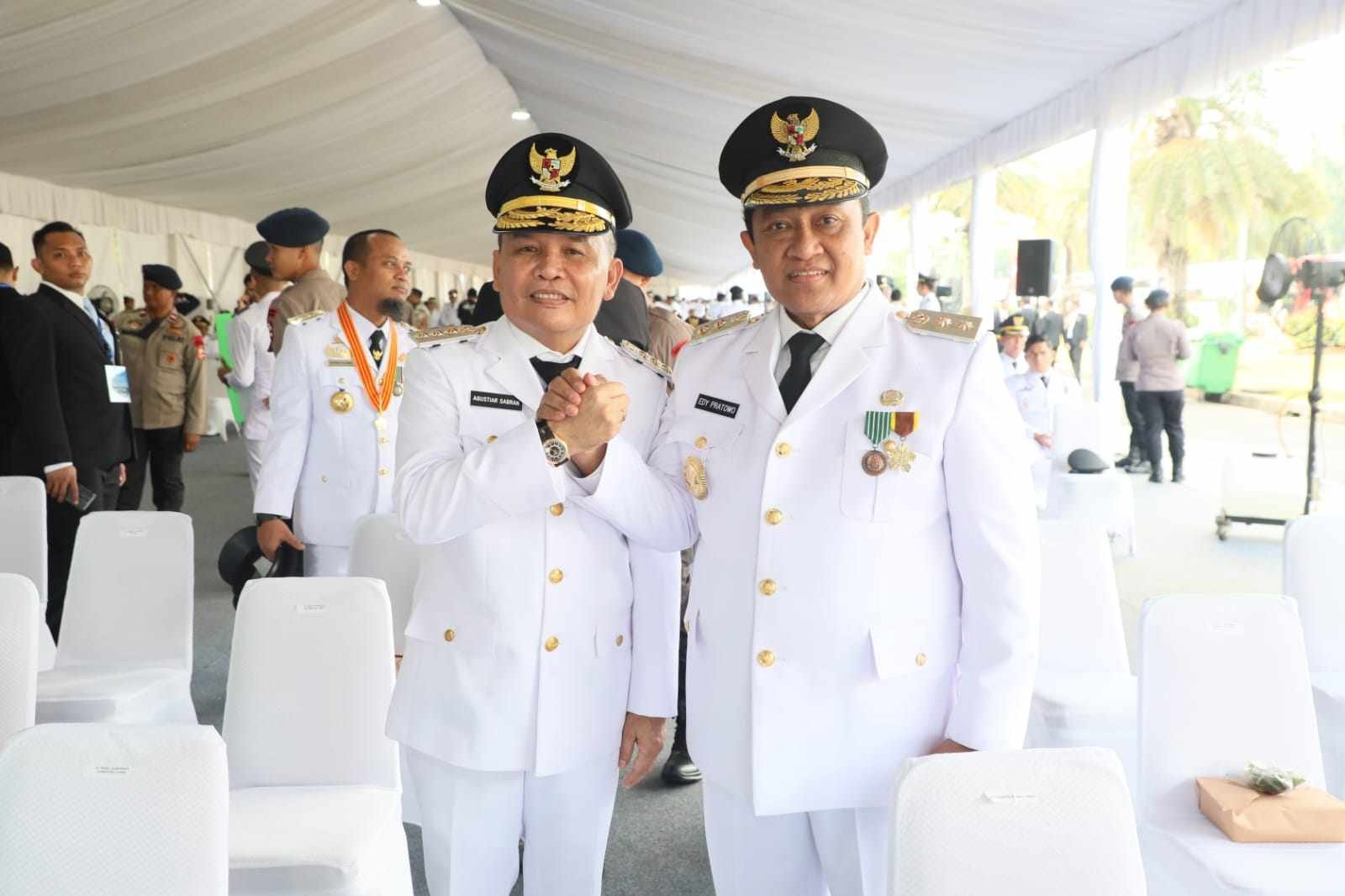 Agustiar Sabran Agustiar Sabran