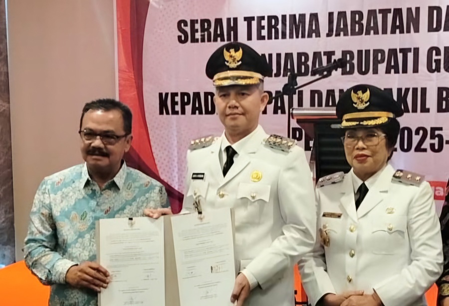 bupati gunung mas