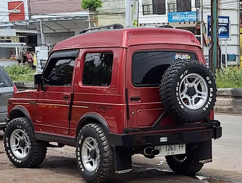 Periksa ban serep suzuki jimny katana