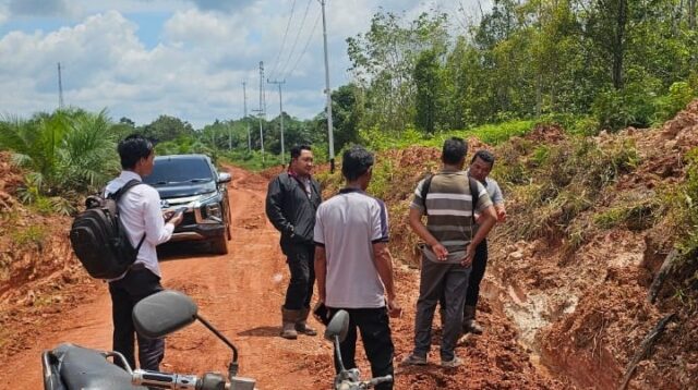 jalan Desa pelantaran