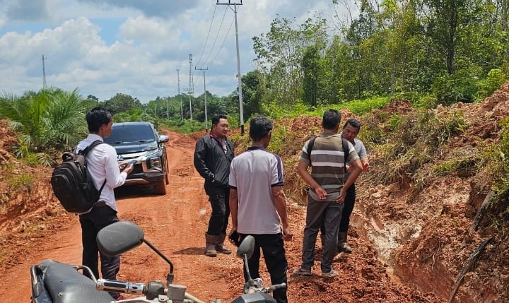 jalan Desa pelantaran