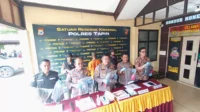 pembunuhan warga kapuas