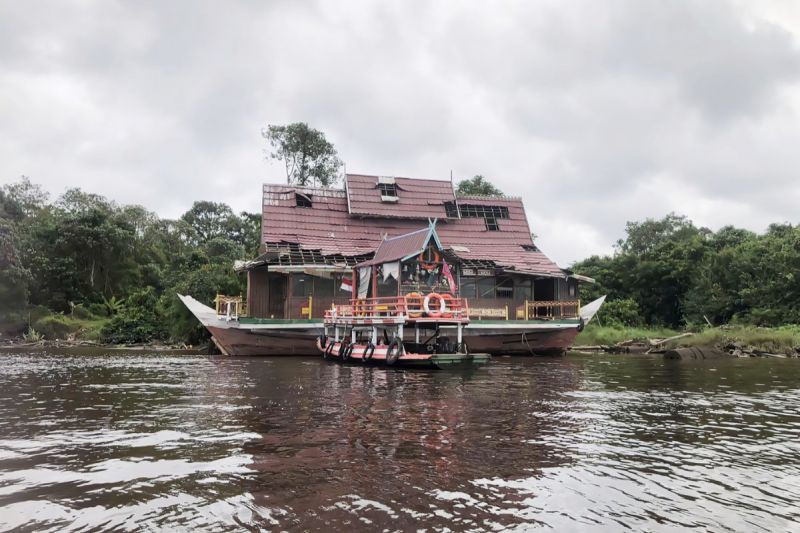 Kapal Wisata Kotim