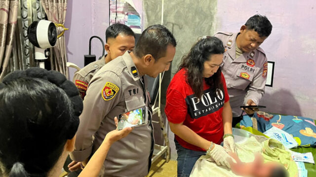 bayi dibuang