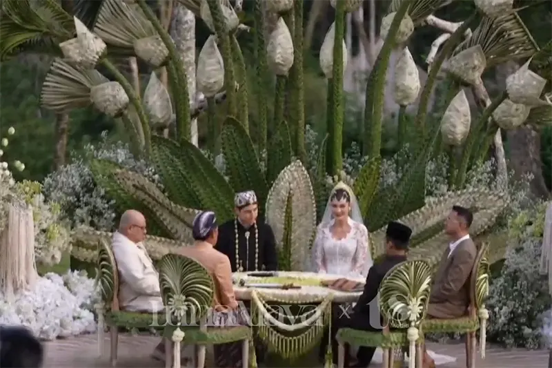akad nikah luna maya dan maxime