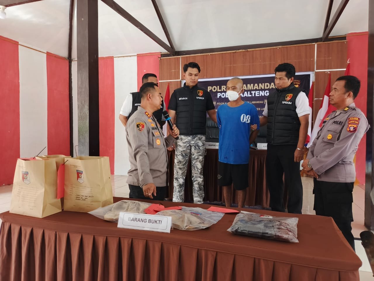 PEMBUNUH IBU KANDUNG LAMANDAU pembunuh ibu kandung lamandau