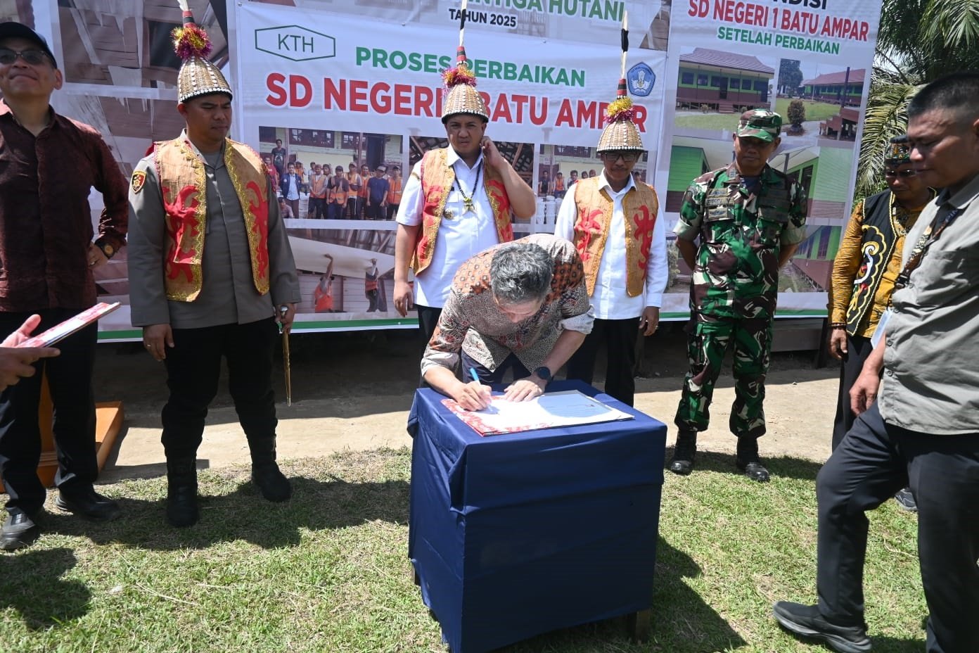 SOCIETY LAMANDAU society lamandau