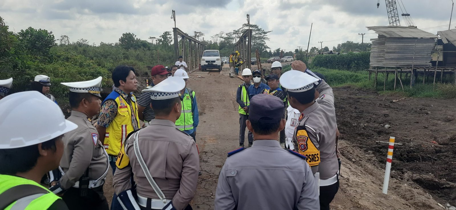 jembatan sei lenggana ditutup