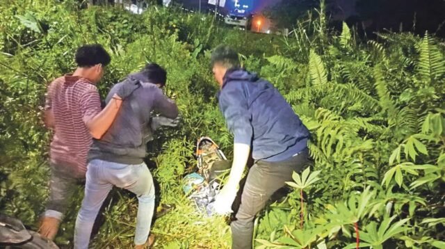 kecelakaan motor di tikungan