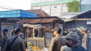 penertiban pedagang pasar keramat