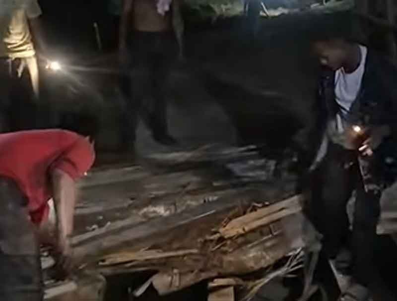 JEMBATAN SEI LENGGANA JEBOOL jembatan sei lenggana jebool