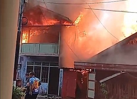 kebakaran bantaran sungai lamandau