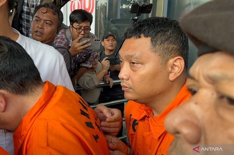 sultan irvian bobby kemnaker