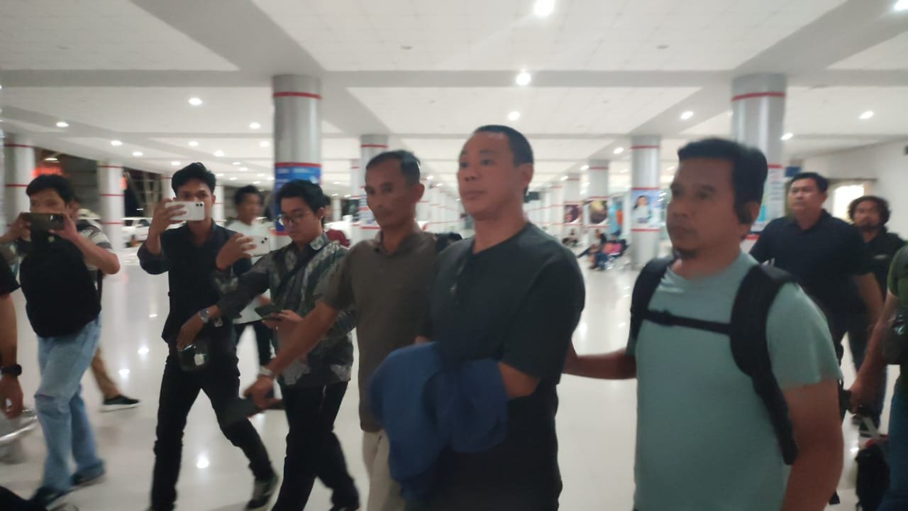 tersangka korupsi gedung expo sampit